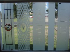 Decorative glass patterns